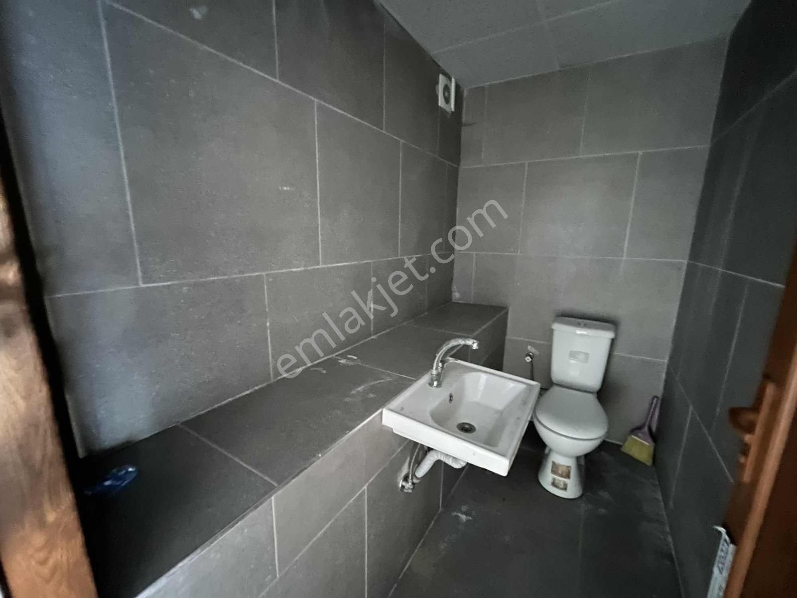 Rw Taka | Konaklar Mahallesinde Kiralık Dükkan - Görsel 2