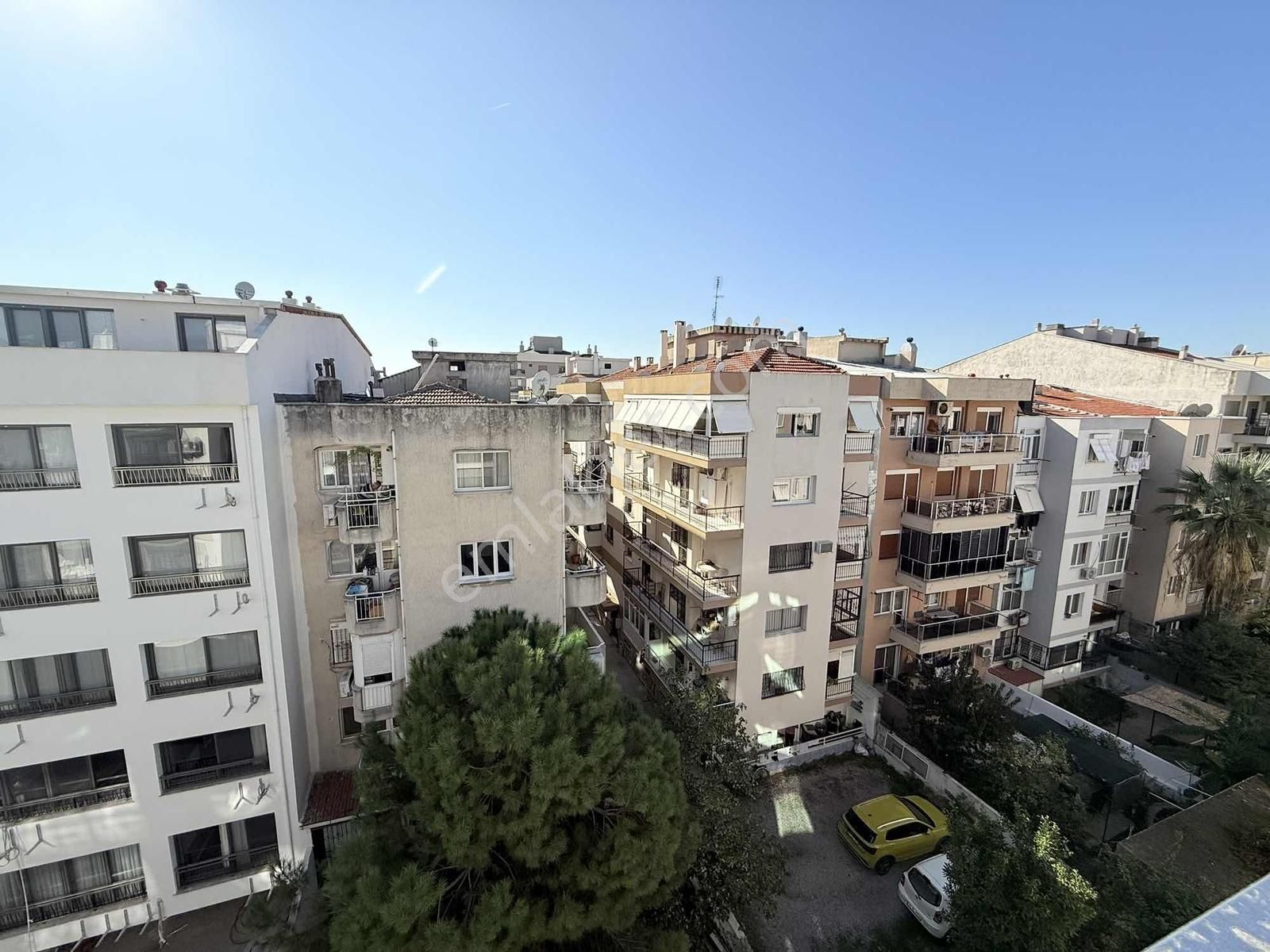 Karşıyaka Bahçelievler Mah Cad. Üzeri 4+1 170 M2 Dublex 7 Yıllık - Görsel 34