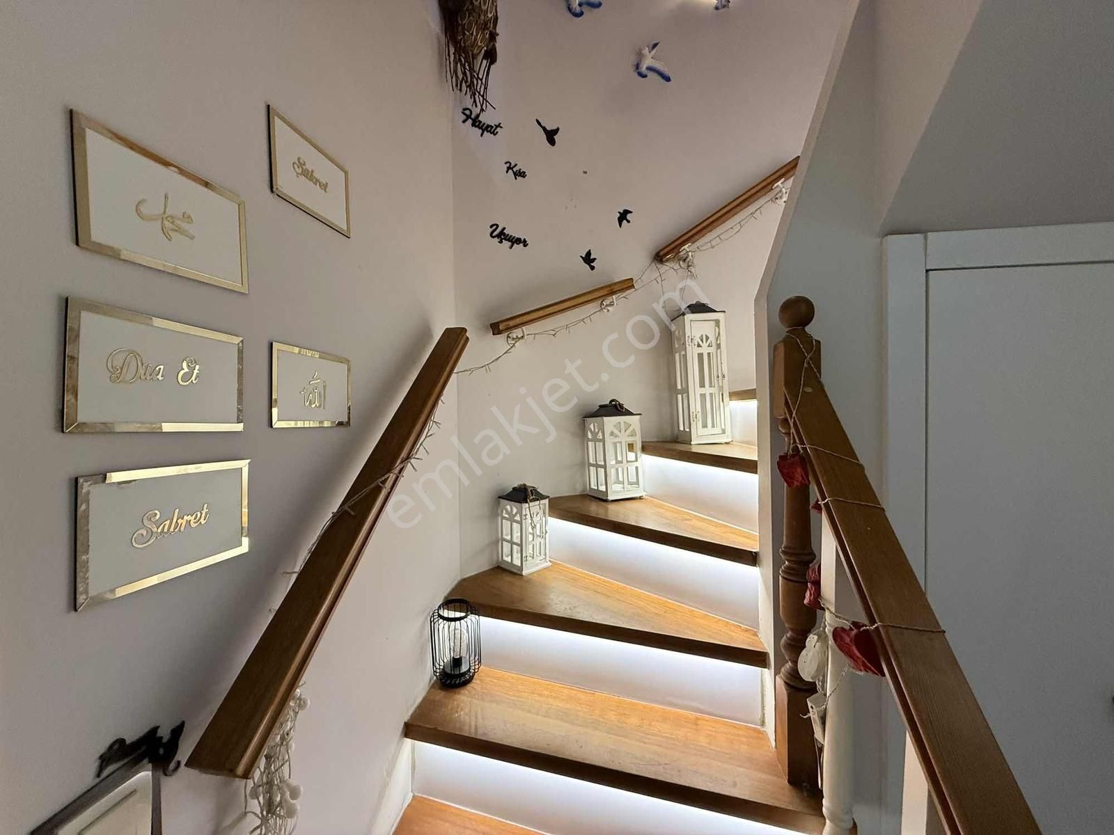 Karşıyaka Bahçelievler Mah Cad. Üzeri 4+1 170 M2 Dublex 7 Yıllık - Görsel 8