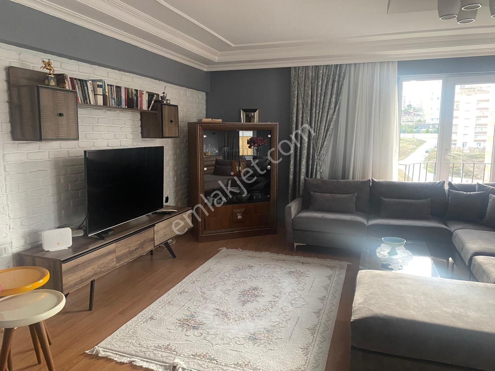 Damla Emlak'tan 3+1 155 M2 Geniş Cam Balkonlu Manzaralı - Görsel 19