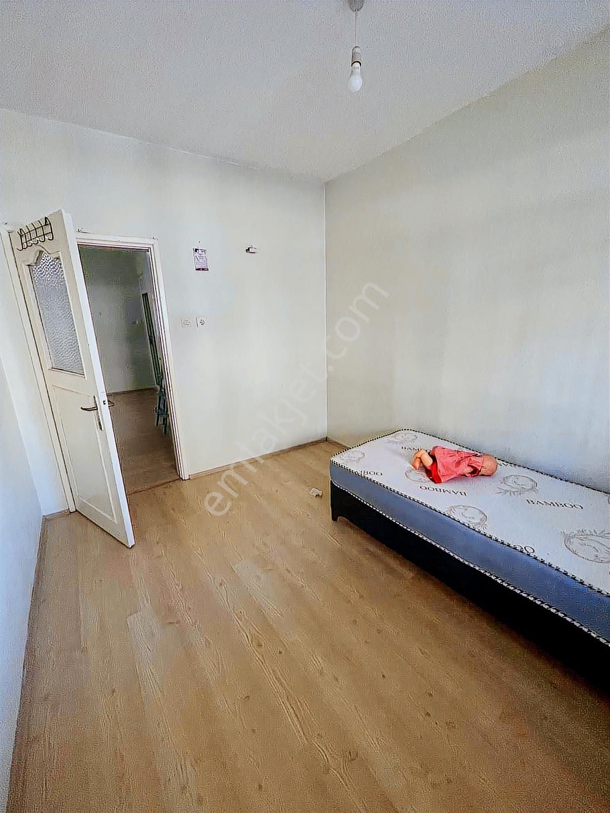 Koru Emlaktan Kiralık 3+1 Geniş Ferah Daire - Görsel 8