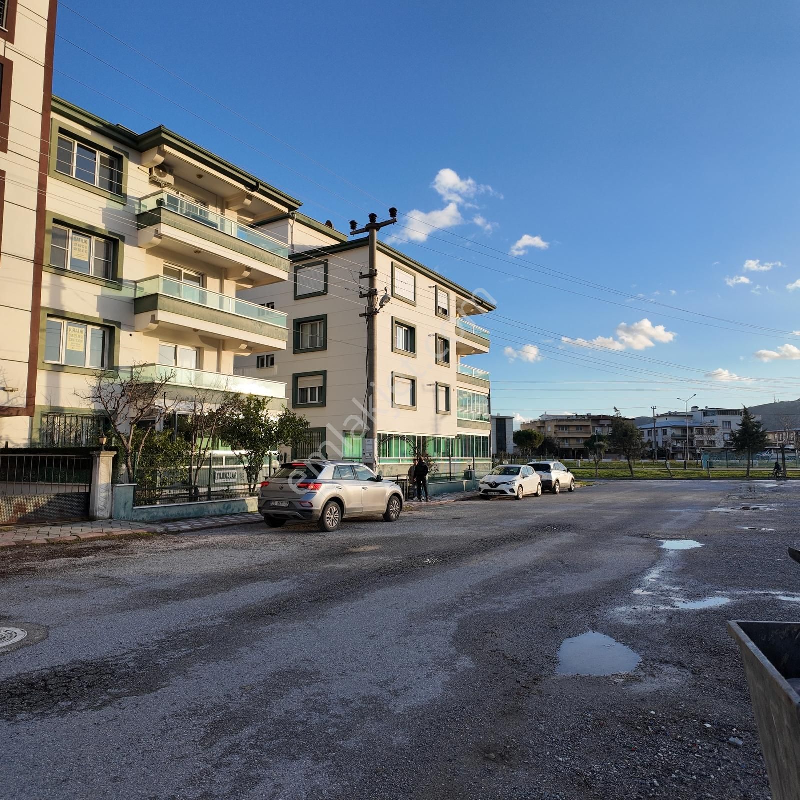 Gölete Sıfır Konumda 135 M2 Arakat Bakımlı 3+1 Doğalgazlı Daire - Görsel 29