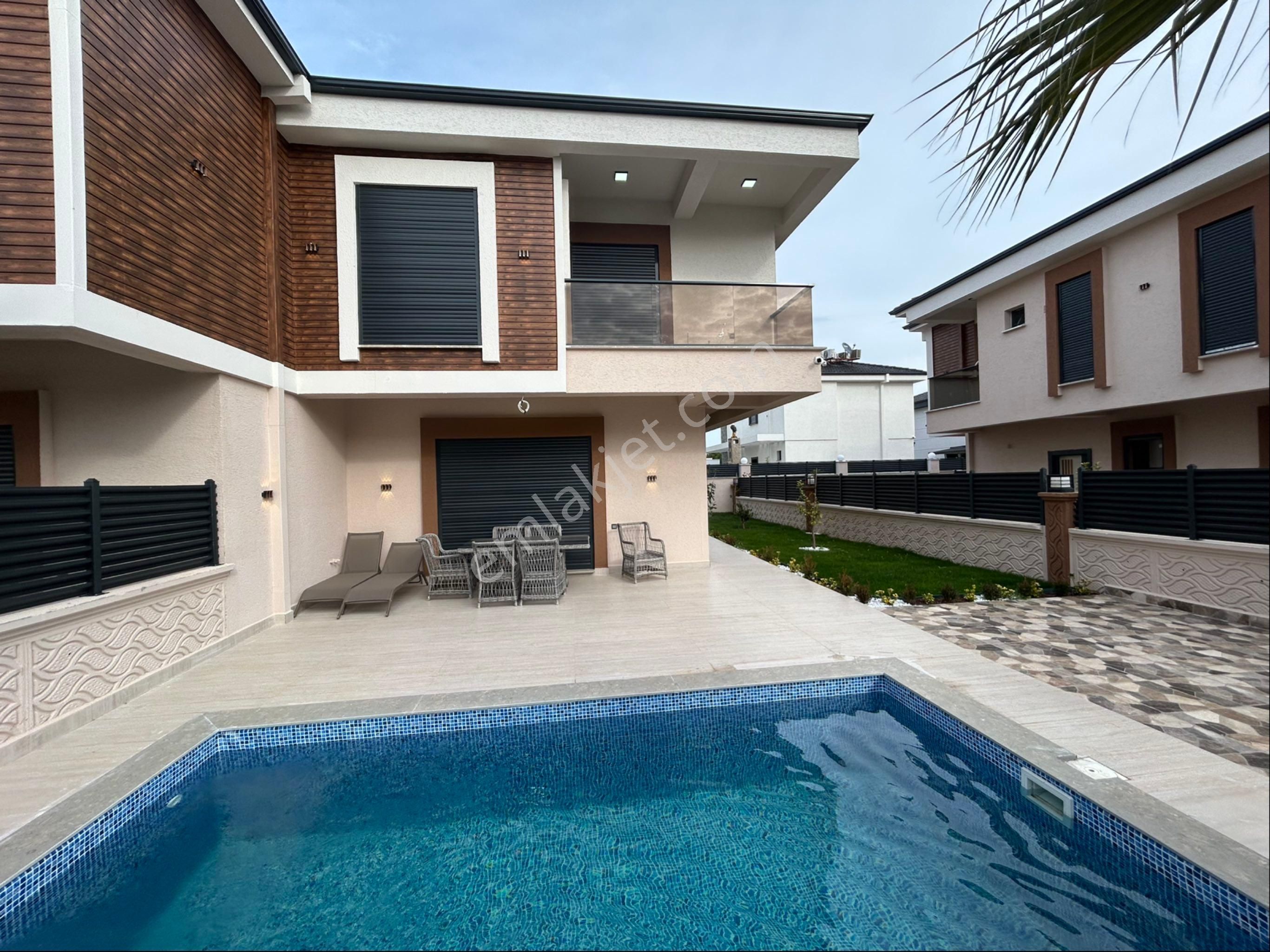 Didim Çamlıkta Eşyalı Havuzlu 3+1 Lüks Villa - Görsel 4