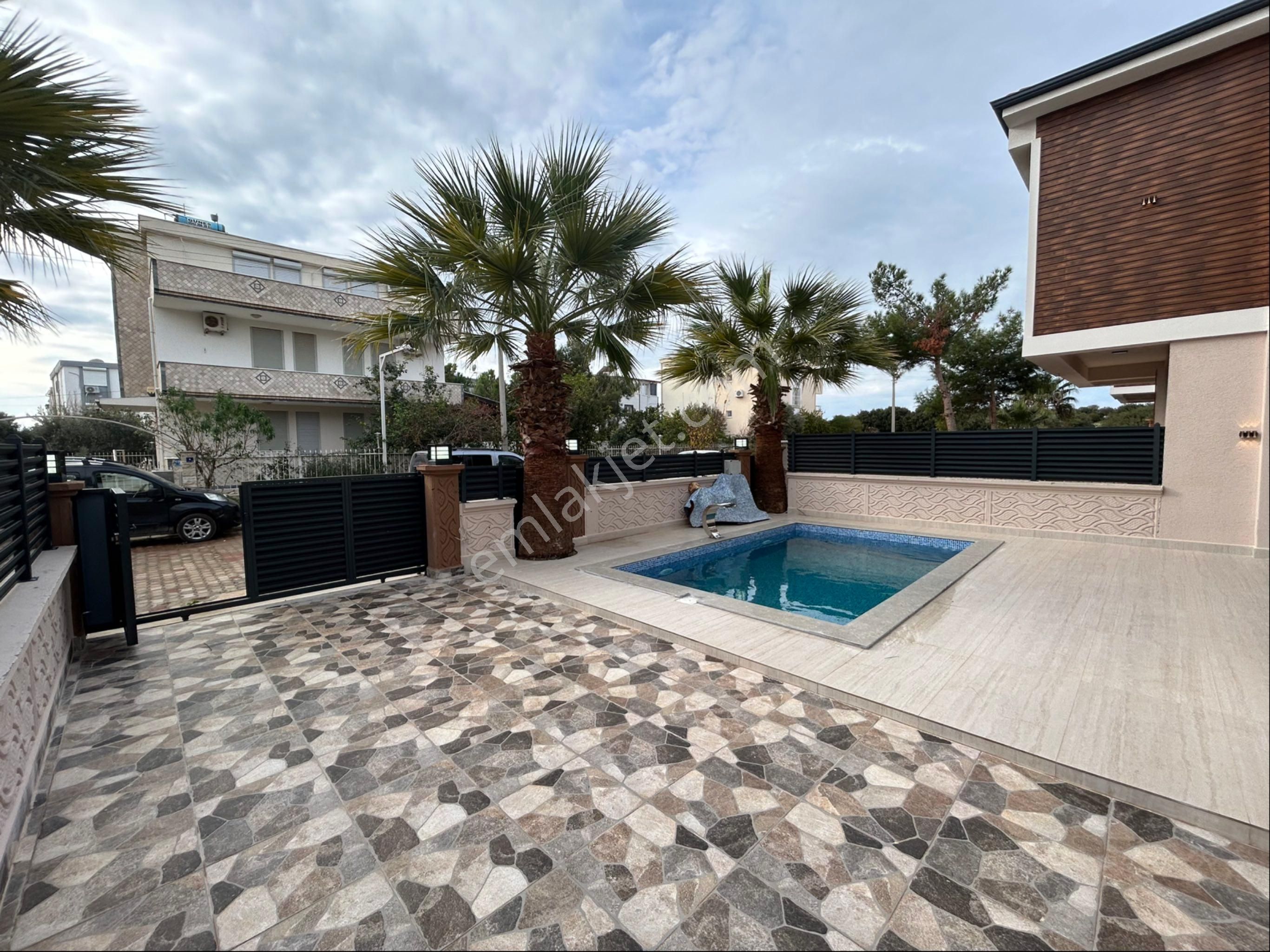 Didim Çamlıkta Eşyalı Havuzlu 3+1 Lüks Villa - Görsel 5