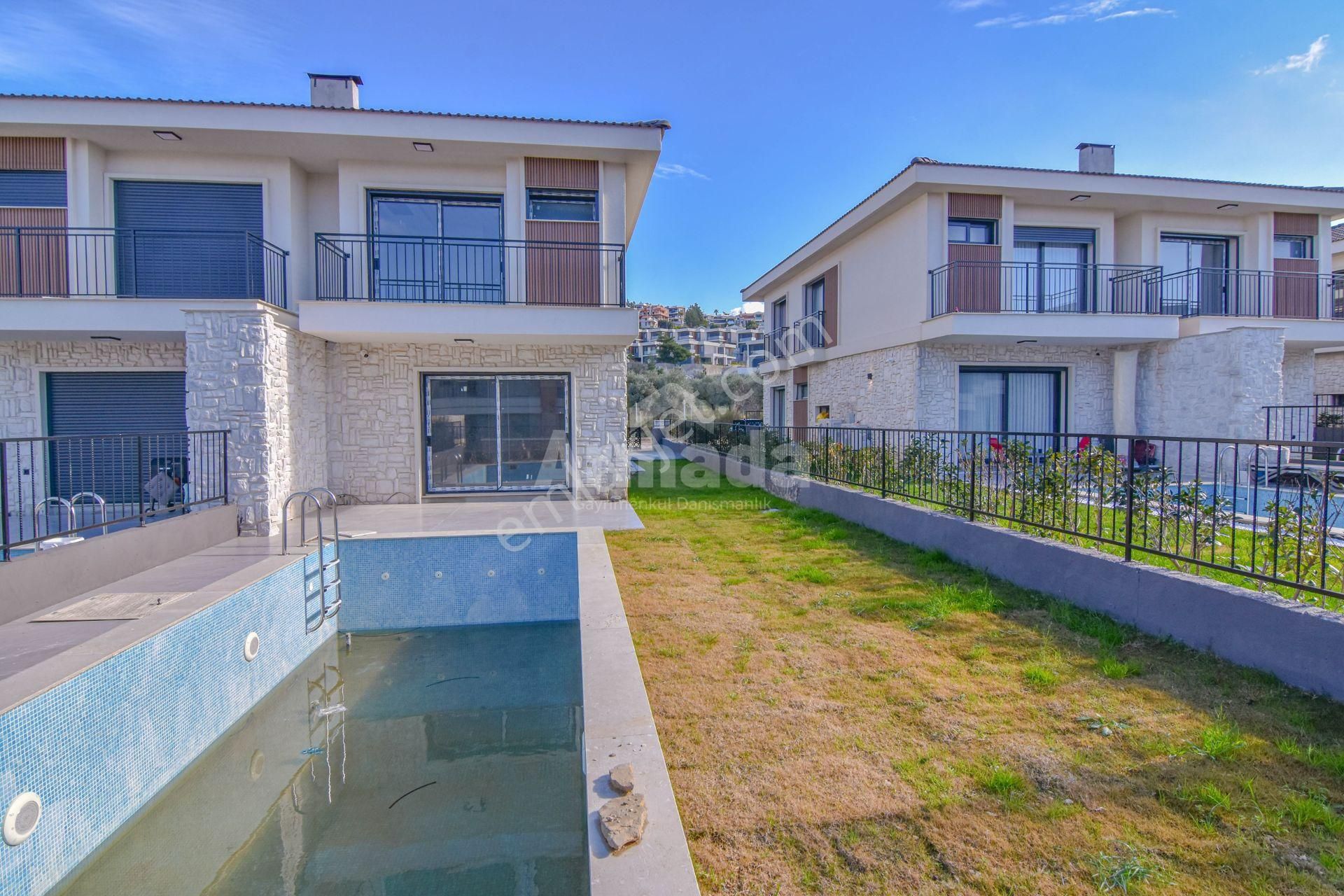 Kuşadası Karaova'da Özel Havuz Ve Saunalı 6+1 Villa - Görsel 6