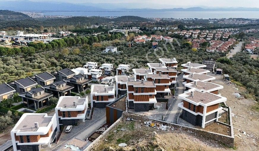 Yiğit'ten Güre'de Deniz Manzaralı Müstakil Havuzlu 3+2 Villa - Görsel 6