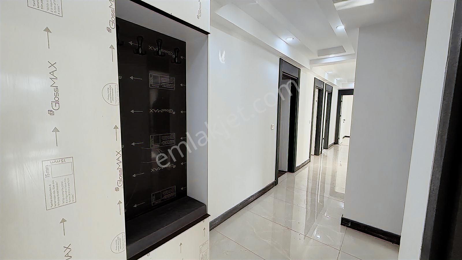 Turyaptan İzsiz Towers Da 12.kat Doğu Cephe 3+1 Kiralık Daire - Görsel 13