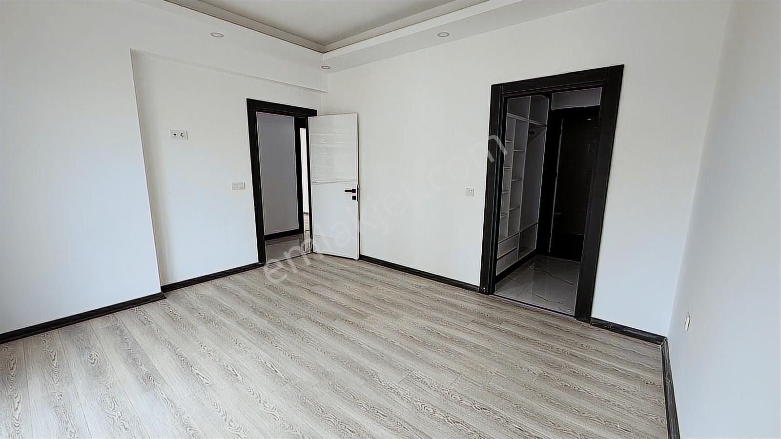 Turyaptan İzsiz Towers Da 12.kat Doğu Cephe 3+1 Kiralık Daire - Görsel 14