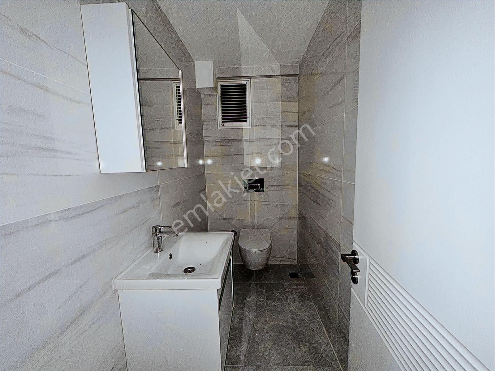 Balkan'da Geniş 3+1 Arakat Site İçi Kiralık Daire Havuzlu - Görsel 2