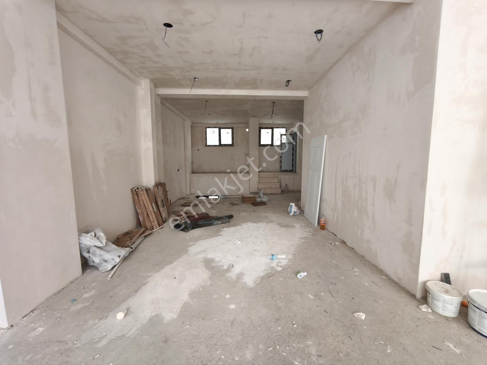 Murat Mah.kamil Cadde Üzeri Geniş Cephe 200 M²bodrumlu Dükkan - Görsel 9