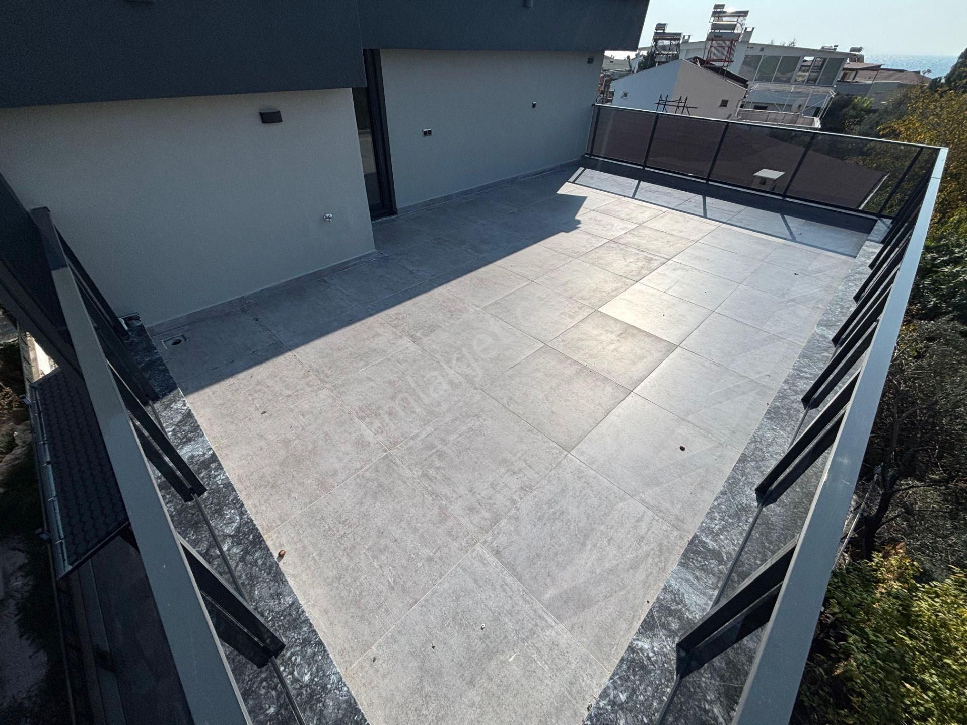 Yiğit'ten Altınoluk Fener'de Denize 100 Metre 4+1 Tripleks Villa - Görsel 6