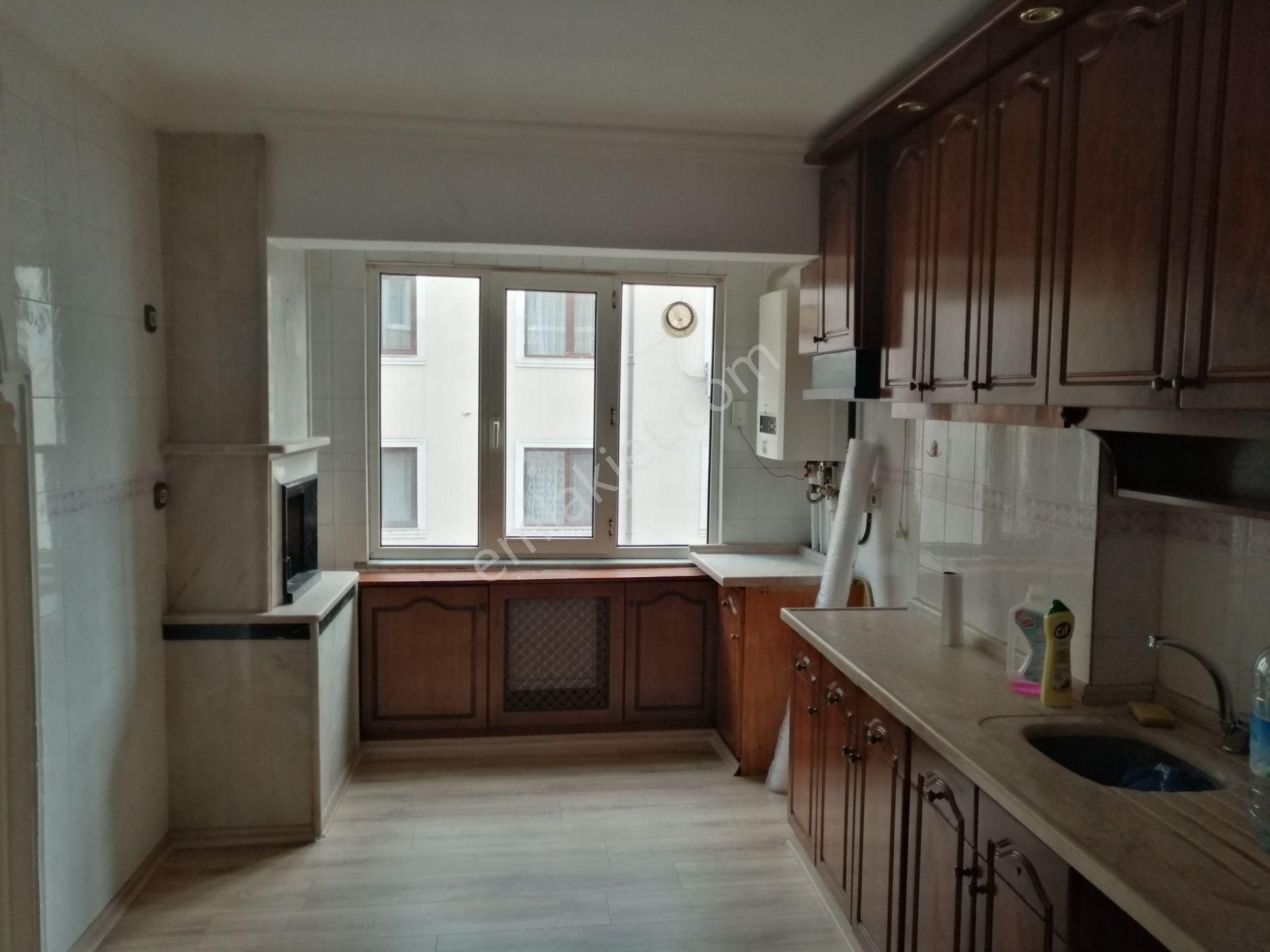 Bahçeli Evlerde Kiralık 3+1 Ara Kat Daire - Görsel 13