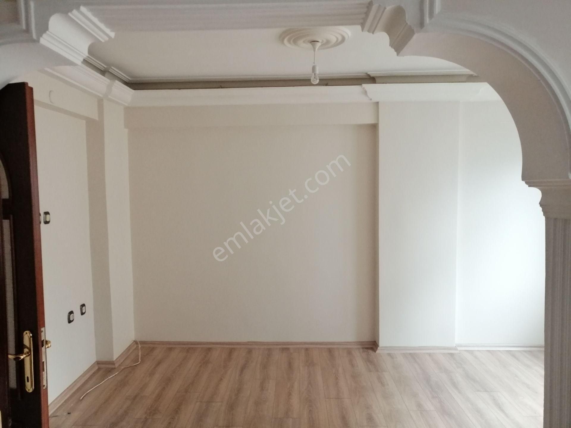 Bahçeli Evlerde Kiralık 3+1 Ara Kat Daire - Görsel 19