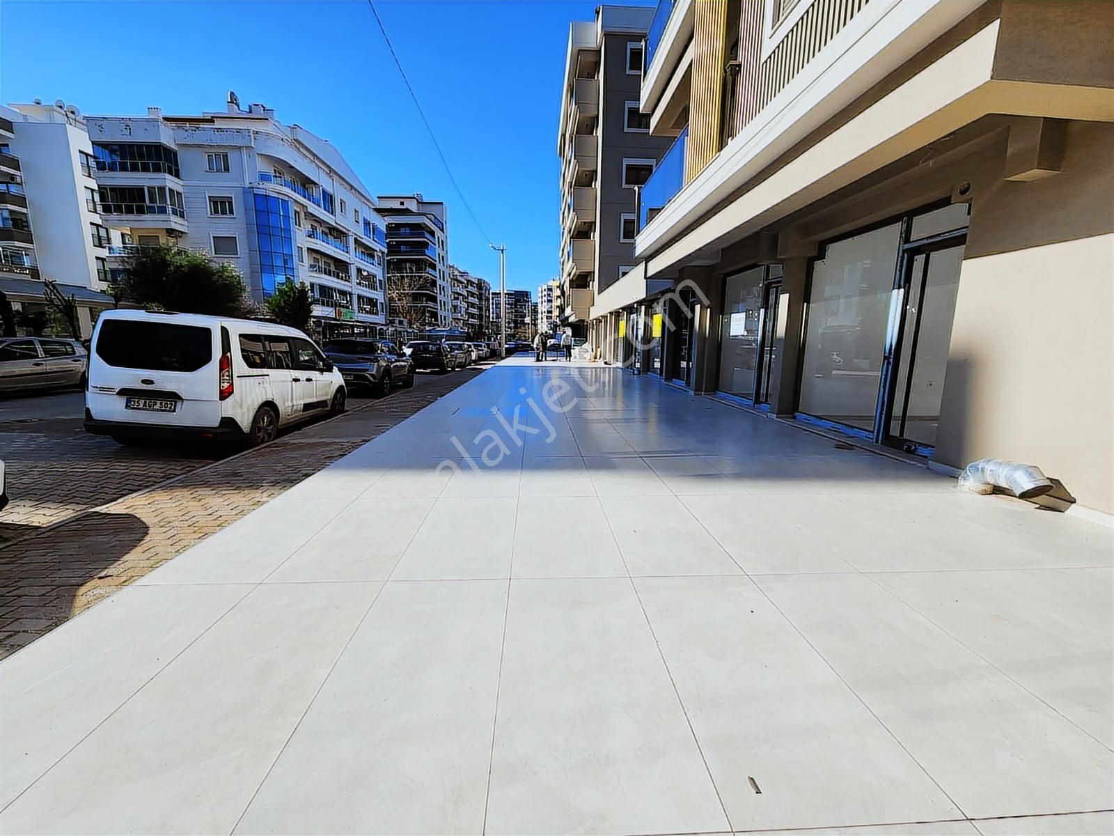 Ecofast Karşıyaka Göz Hastanesi Sokağında Kiralık Dükkan - Görsel 16