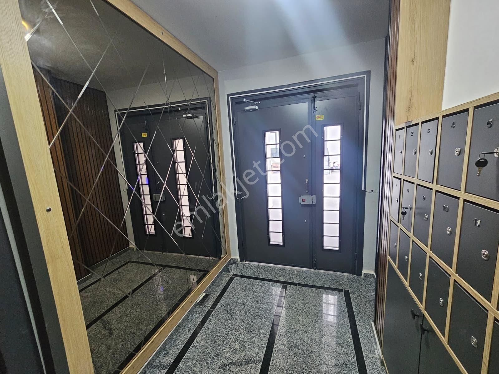 Kamiloba Yeni Bina'da Lüks Kullanışlı 2+1 Satılık Daire - Görsel 17