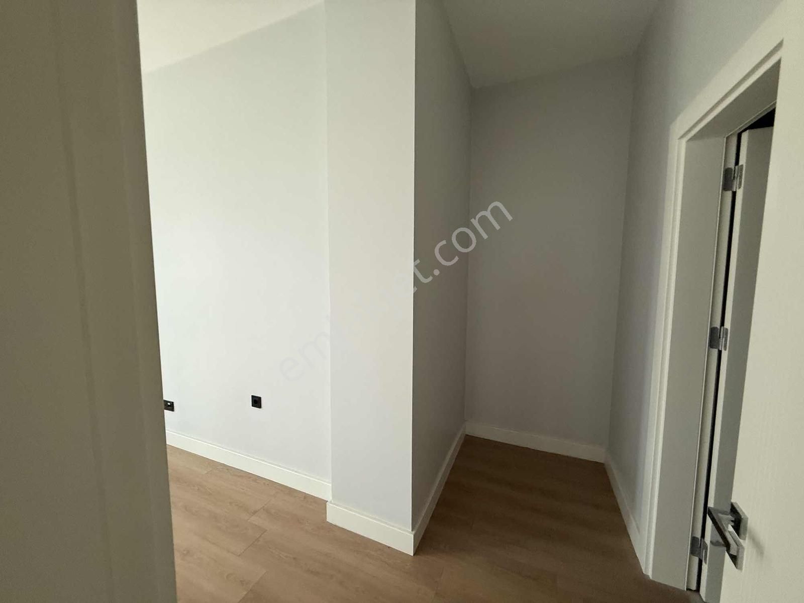 Çınarköyde Büyüktip Bahçe Katı 2+1 Kapalı Mutfak Satılık Devirli - Görsel 6