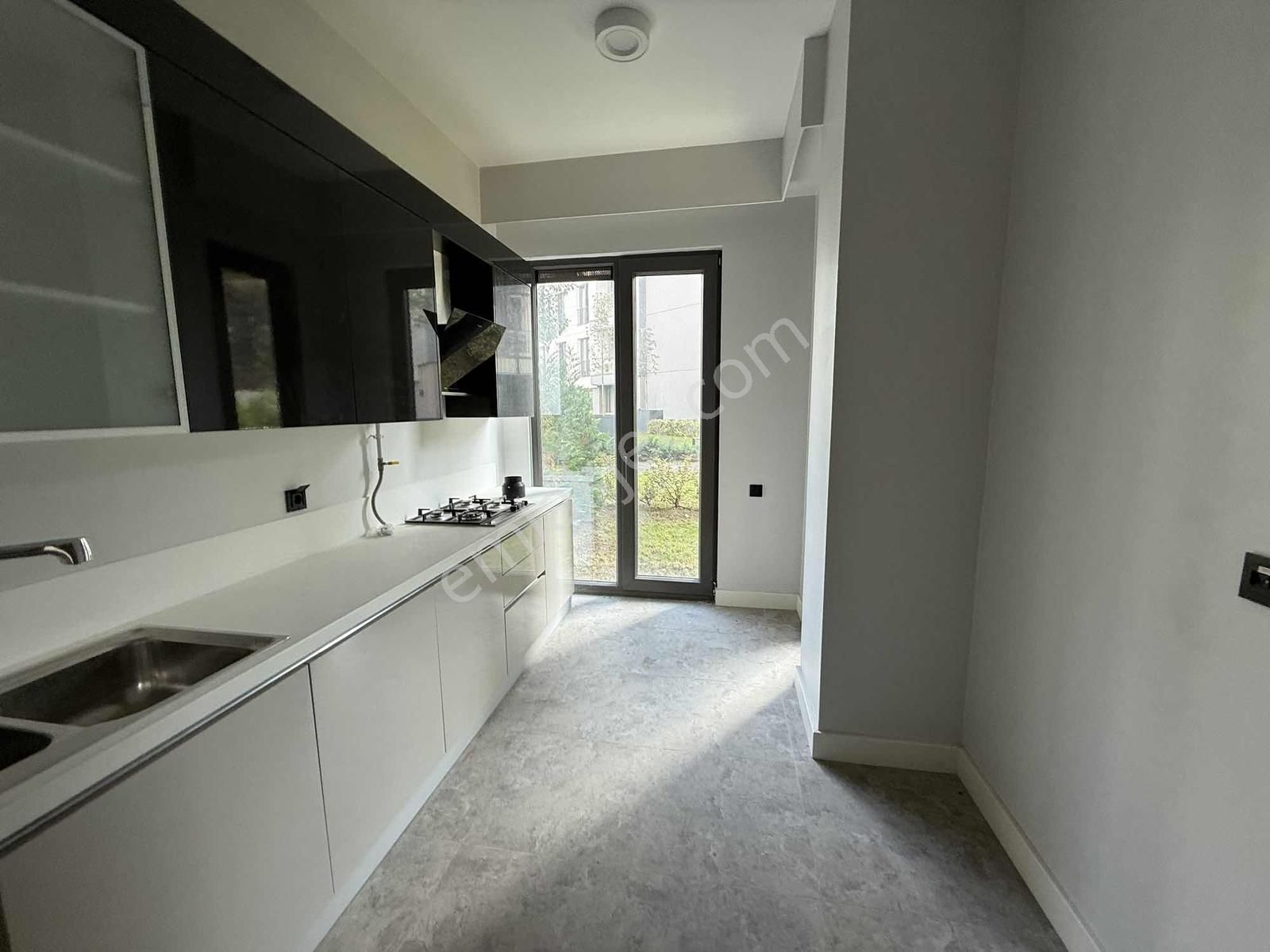 Çınarköyde Büyüktip Bahçe Katı 2+1 Kapalı Mutfak Satılık Devirli - Görsel 18