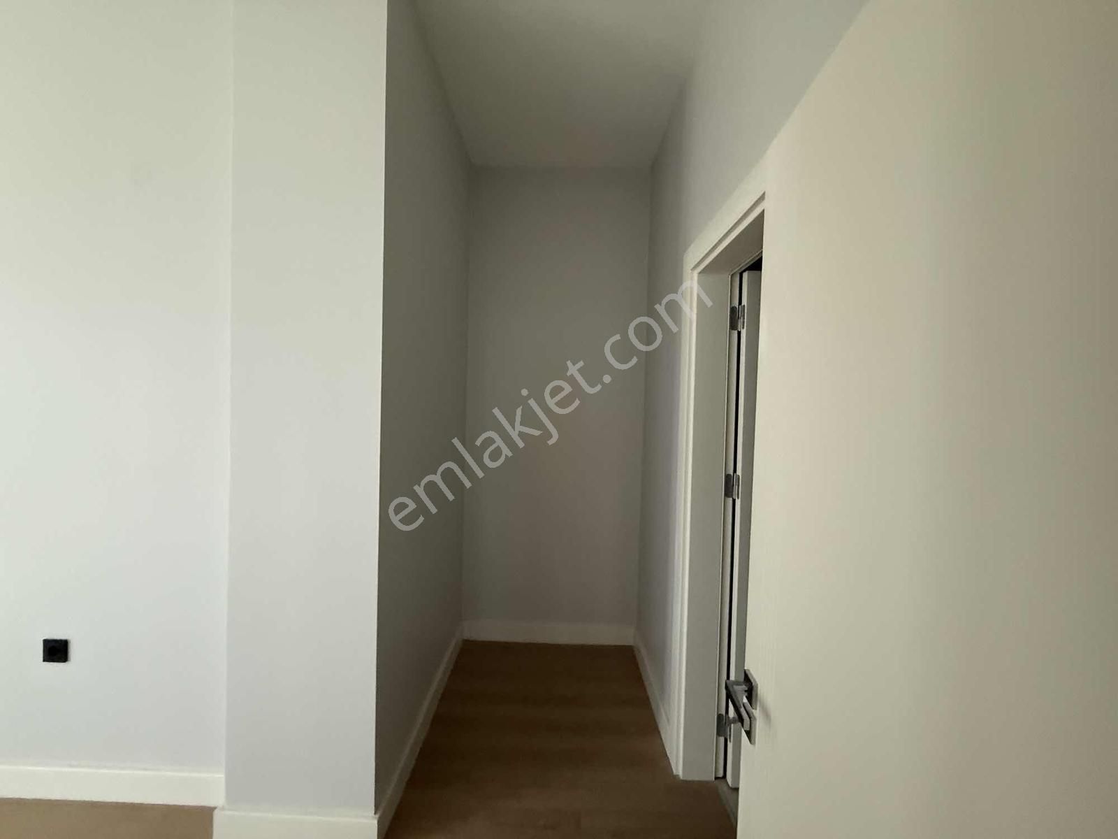 Çınarköyde Büyüktip Bahçe Katı 2+1 Kapalı Mutfak Satılık Devirli - Görsel 6