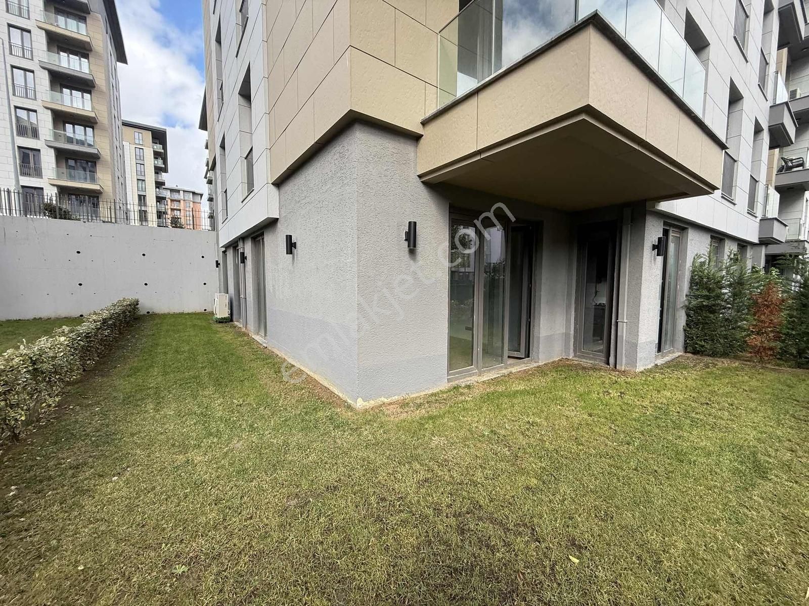 Çınarköyde Büyüktip Bahçe Katı 2+1 Kapalı Mutfak Satılık Devirli