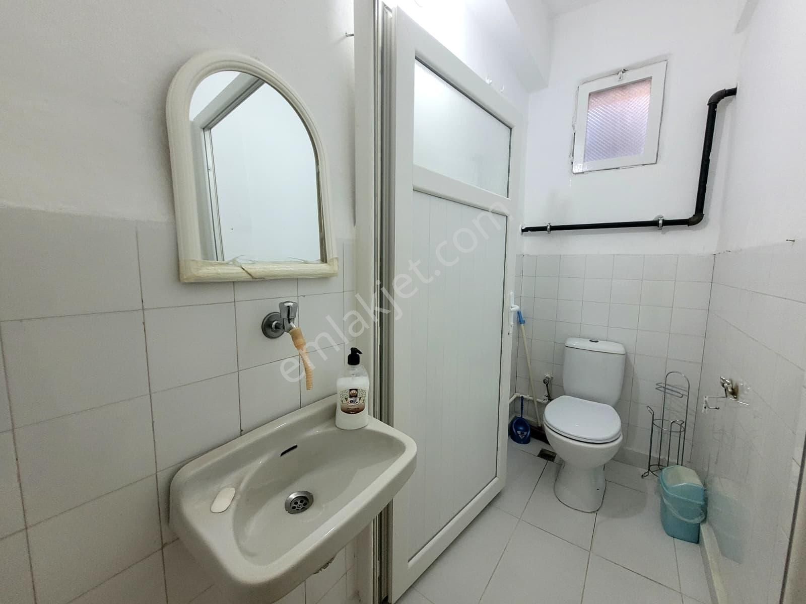 Bahçelievlerde Merkezi Konumda Geniş Doğalgazlı 3+1 Eşyalı Veya Eşyasız Kiralık Daire - Görsel 17