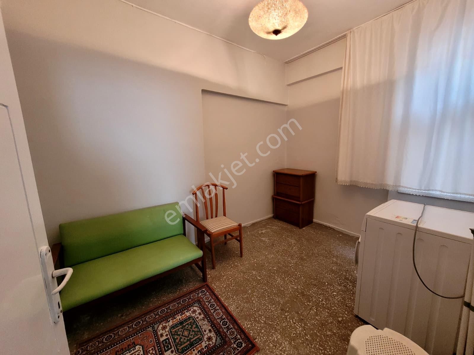 Bahçelievlerde Merkezi Konumda Geniş Doğalgazlı 3+1 Eşyalı Veya Eşyasız Kiralık Daire - Görsel 15