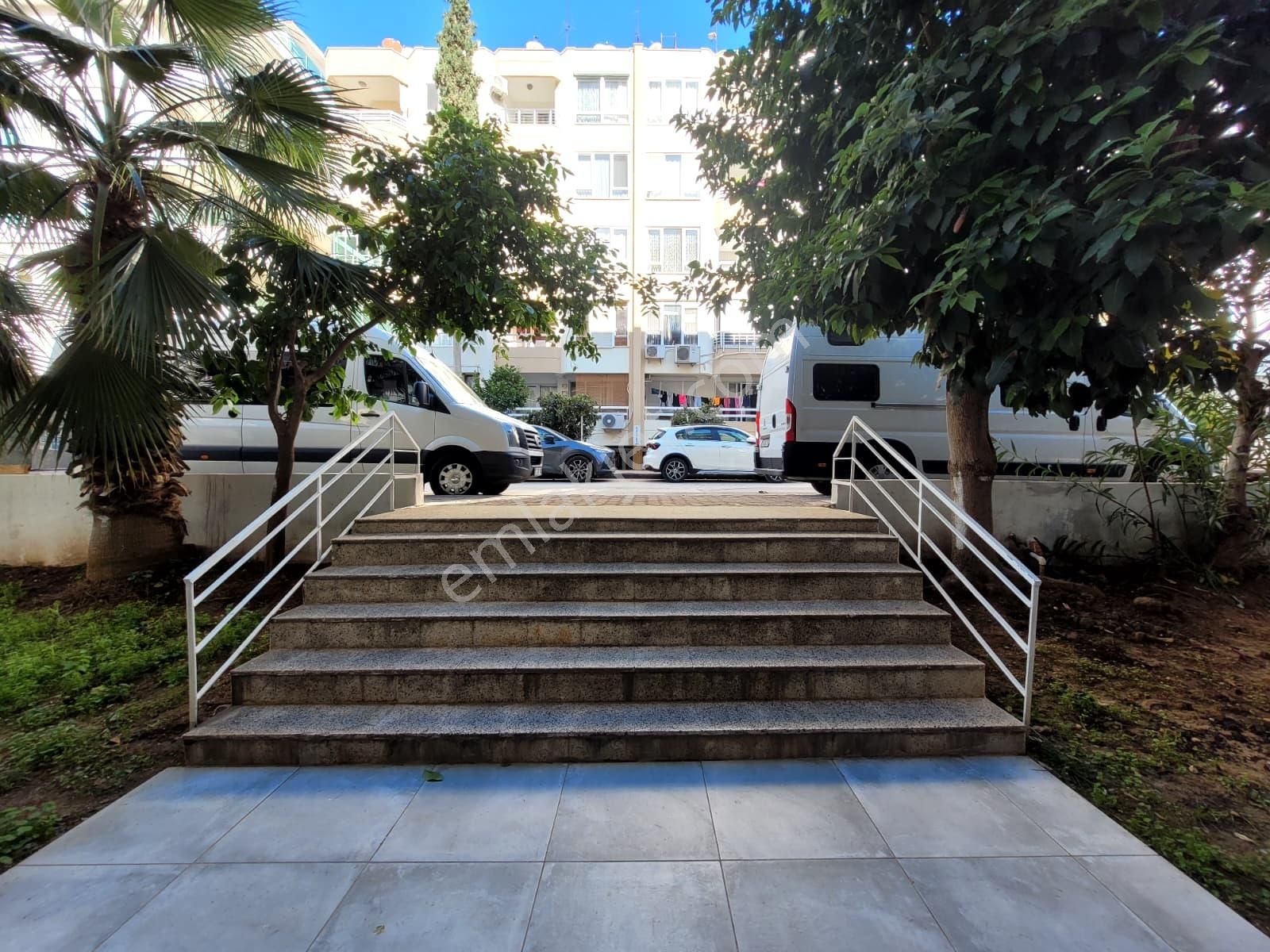 Bahçelievlerde Merkezi Konumda Geniş Doğalgazlı 3+1 Eşyalı Veya Eşyasız Kiralık Daire - Görsel 30