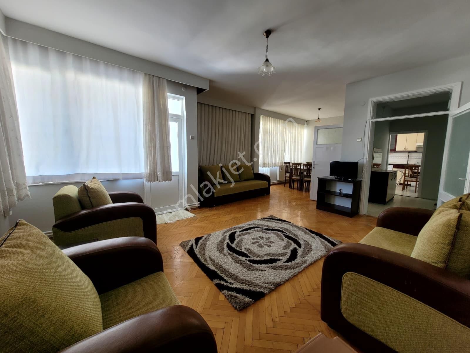 Bahçelievlerde Merkezi Konumda Geniş Doğalgazlı 3+1 Eşyalı Veya Eşyasız Kiralık Daire - Görsel 6