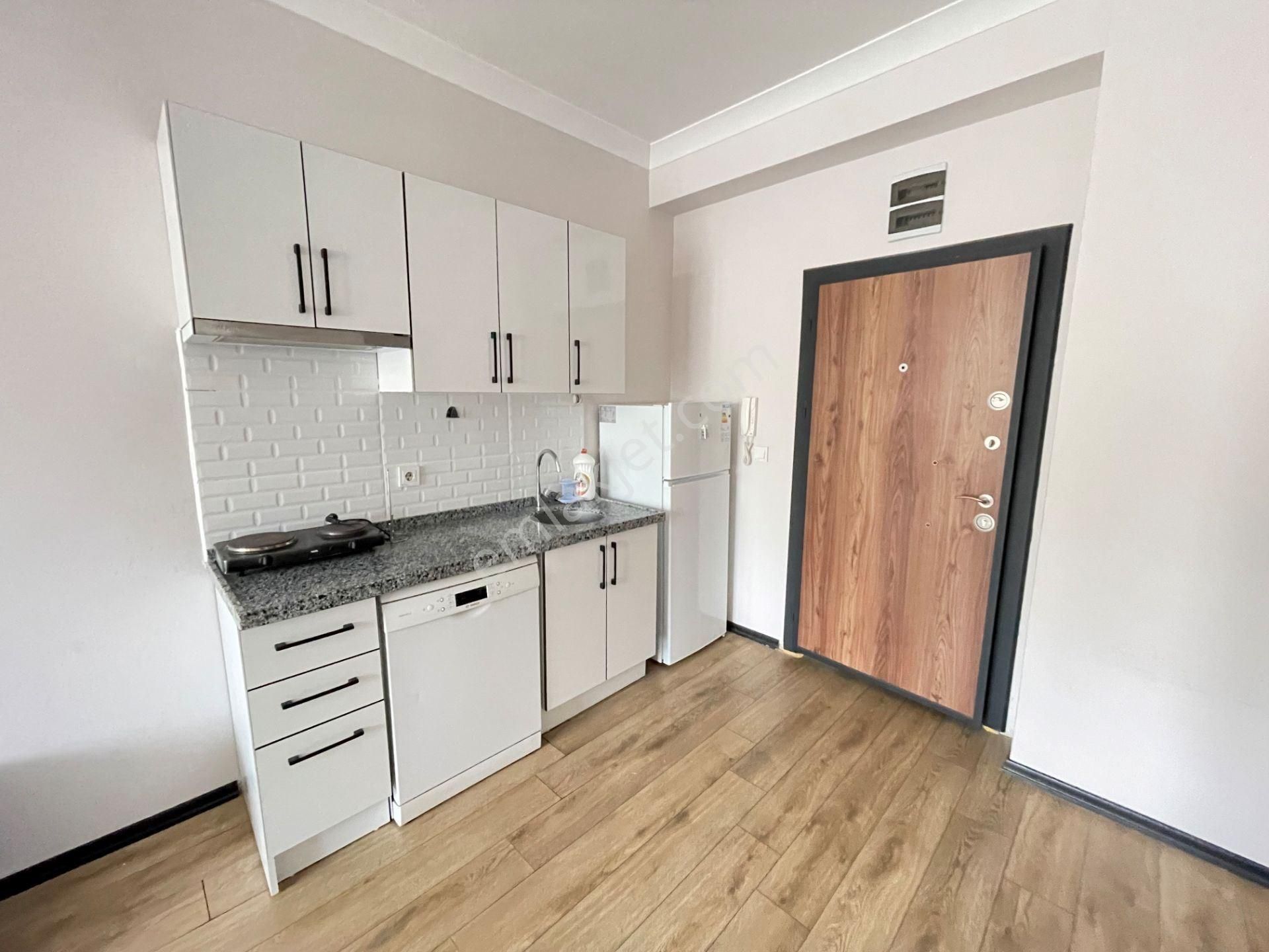 Yeditepe Üniversitesi Karşısında Yeni Bina 7/24 Güvenlik Eşyalı 1+1 Daire - Görsel 7