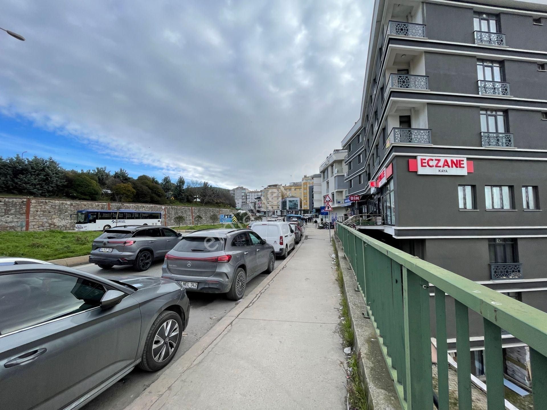 Yeditepe Üniversitesi Karşısında Yeni Bina 7/24 Güvenlik Eşyalı 1+1 Daire - Görsel 26