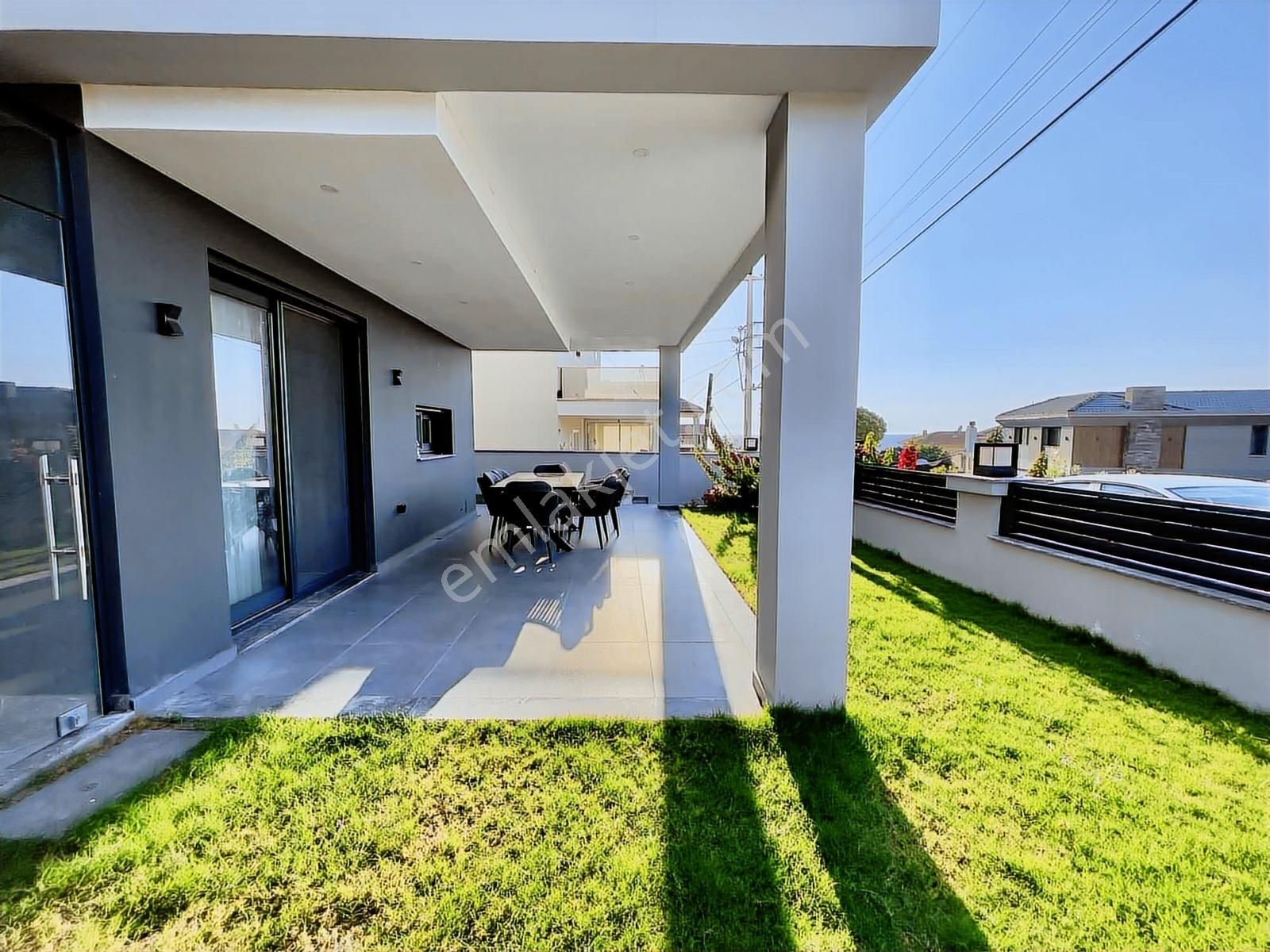 Türker'den Yalı'da Deniz Manzaralı , Plaja 200m , Tam Müstakil - Görsel 18