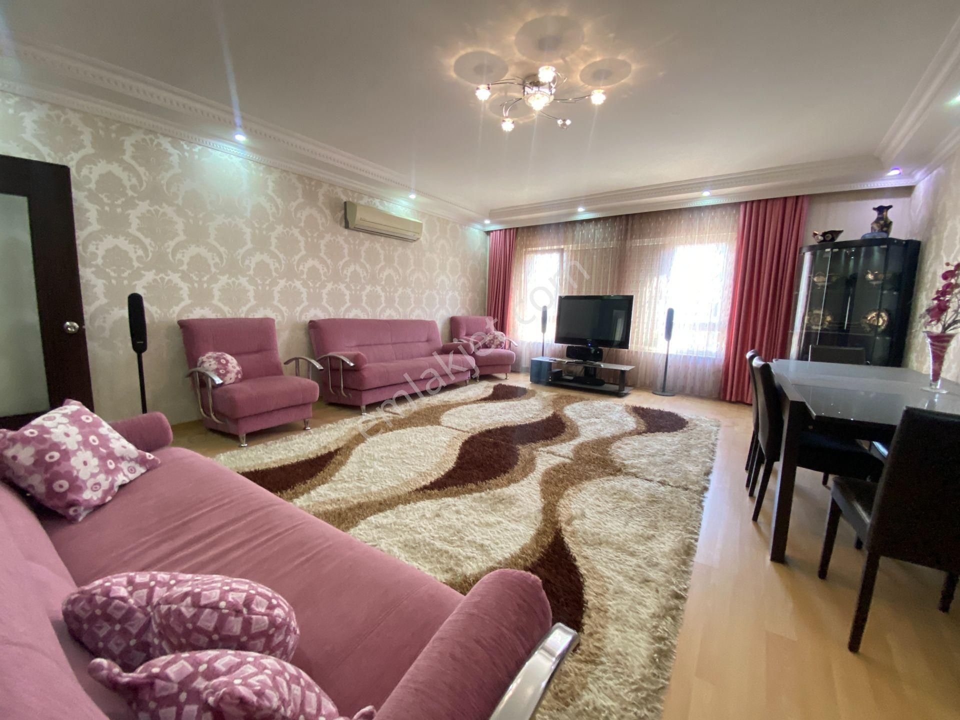 Meydankavağında Arakat Asansörlü Ebeveyn Banyolu Lüks 3+1 Satılıkk Daire - Görsel 6