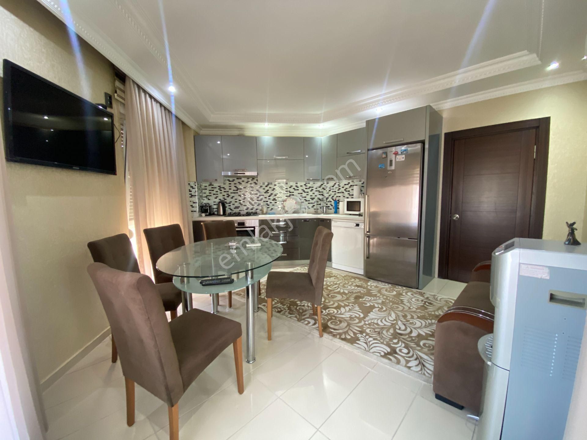 Meydankavağında Arakat Asansörlü Ebeveyn Banyolu Lüks 3+1 Satılıkk Daire - Görsel 2