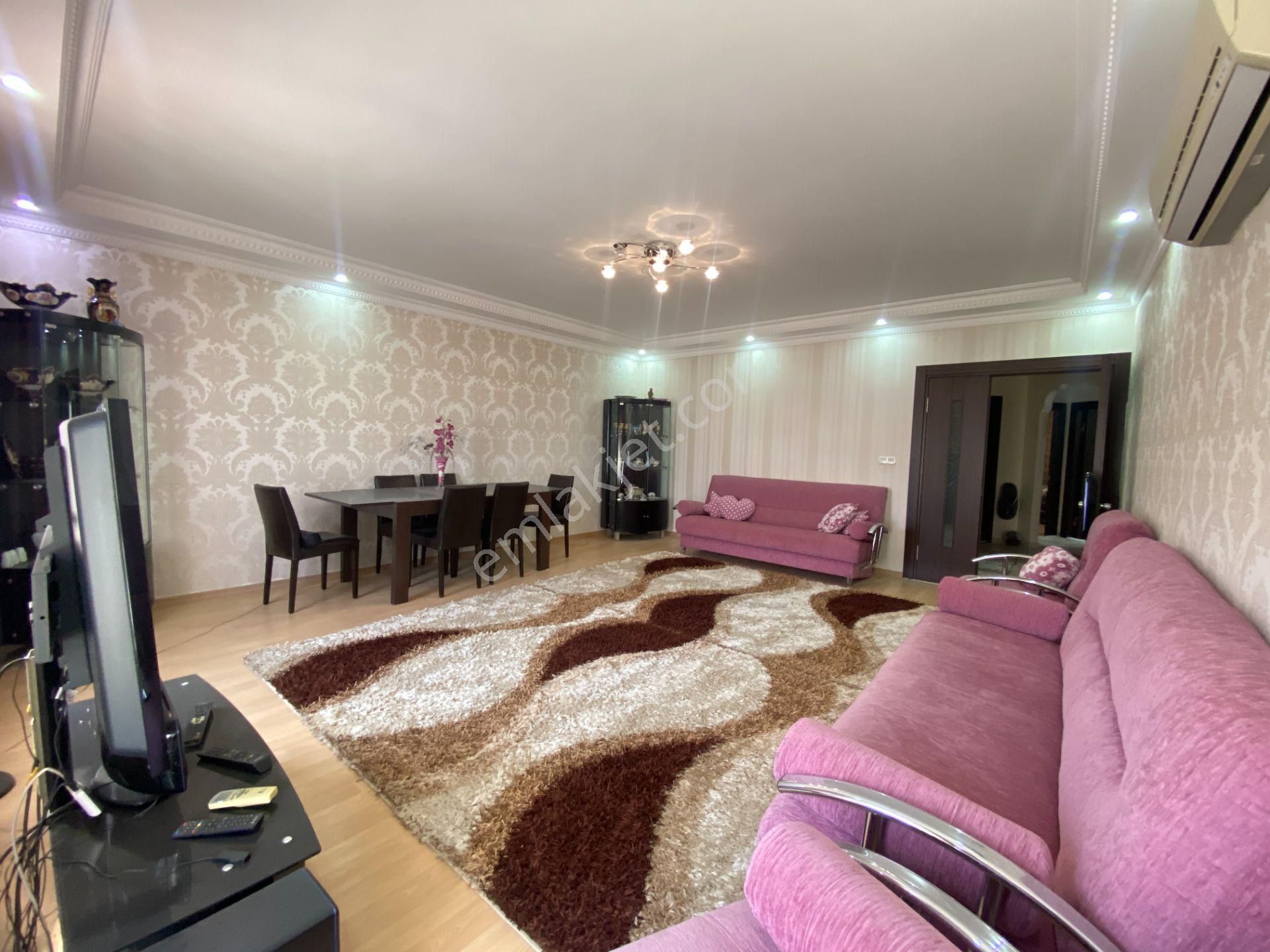 Meydankavağında Arakat Asansörlü Ebeveyn Banyolu Lüks 3+1 Satılıkk Daire - Görsel 8