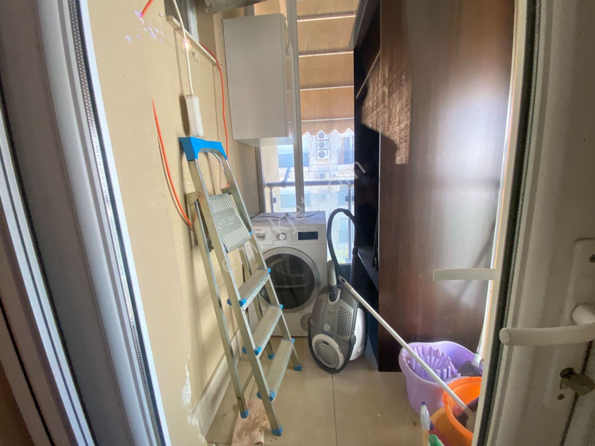 Meydankavağında Arakat Asansörlü Ebeveyn Banyolu Lüks 3+1 Satılıkk Daire - Görsel 23