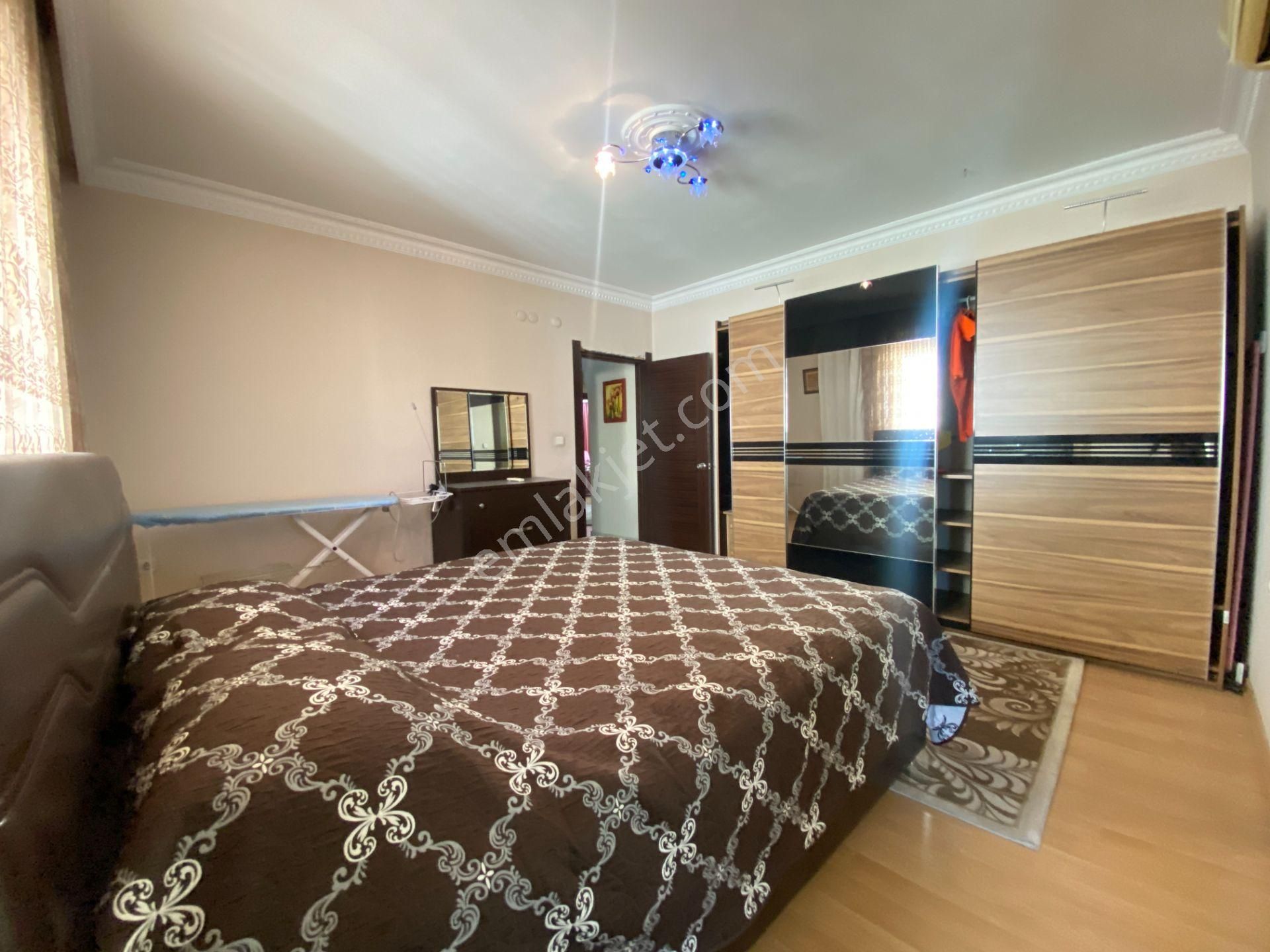 Meydankavağında Arakat Asansörlü Ebeveyn Banyolu Lüks 3+1 Satılıkk Daire - Görsel 24