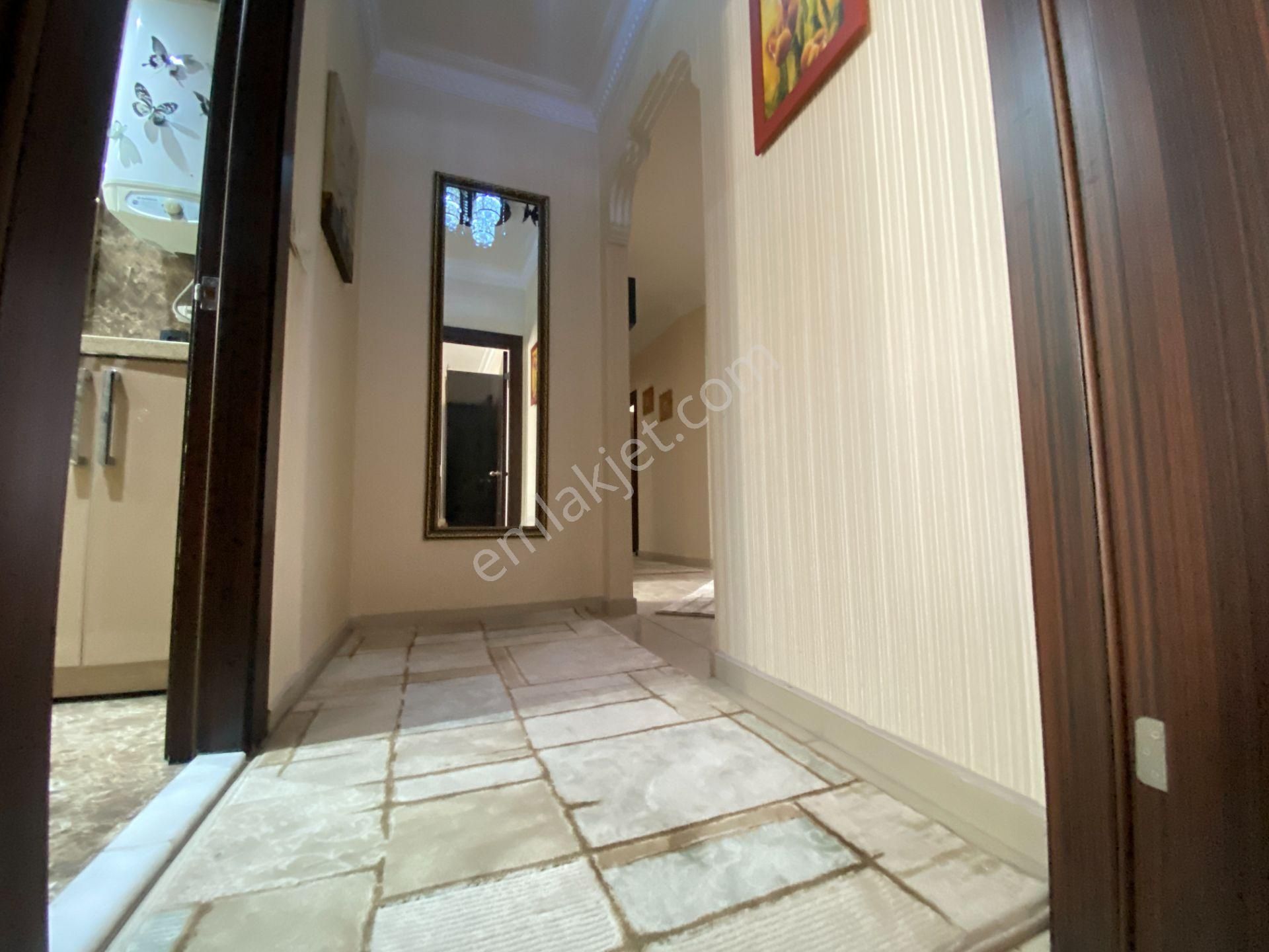 Meydankavağında Arakat Asansörlü Ebeveyn Banyolu Lüks 3+1 Satılıkk Daire - Görsel 25