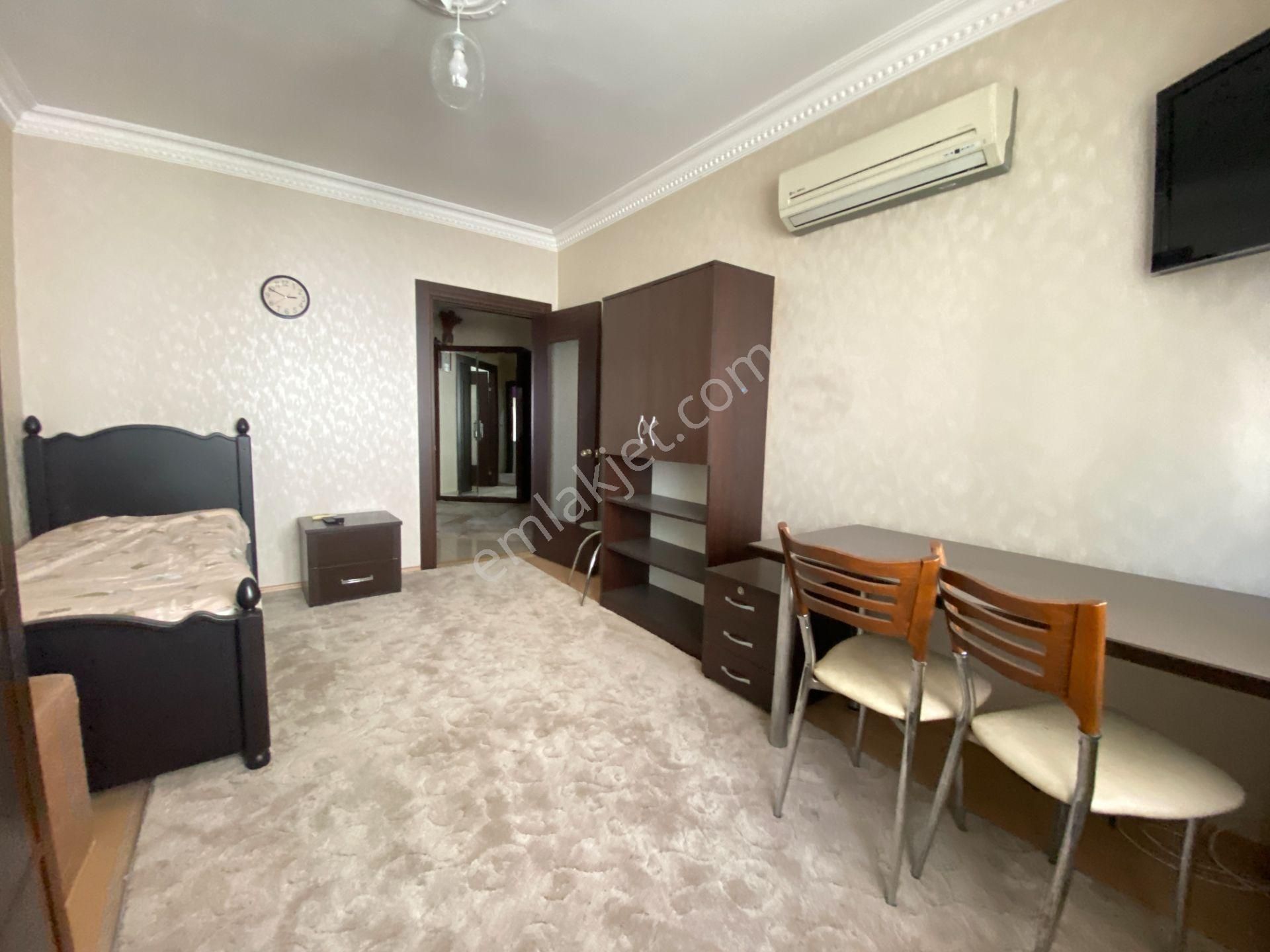 Meydankavağında Arakat Asansörlü Ebeveyn Banyolu Lüks 3+1 Satılıkk Daire - Görsel 14