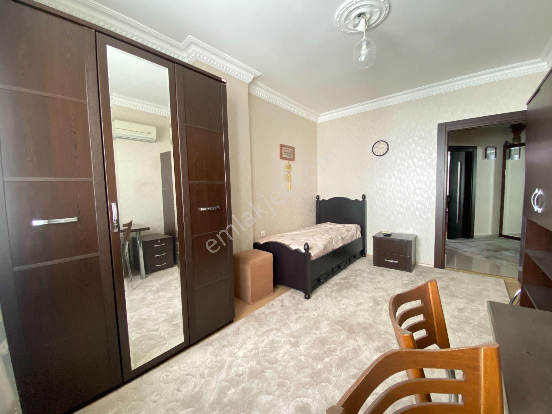 Meydankavağında Arakat Asansörlü Ebeveyn Banyolu Lüks 3+1 Satılıkk Daire - Görsel 15