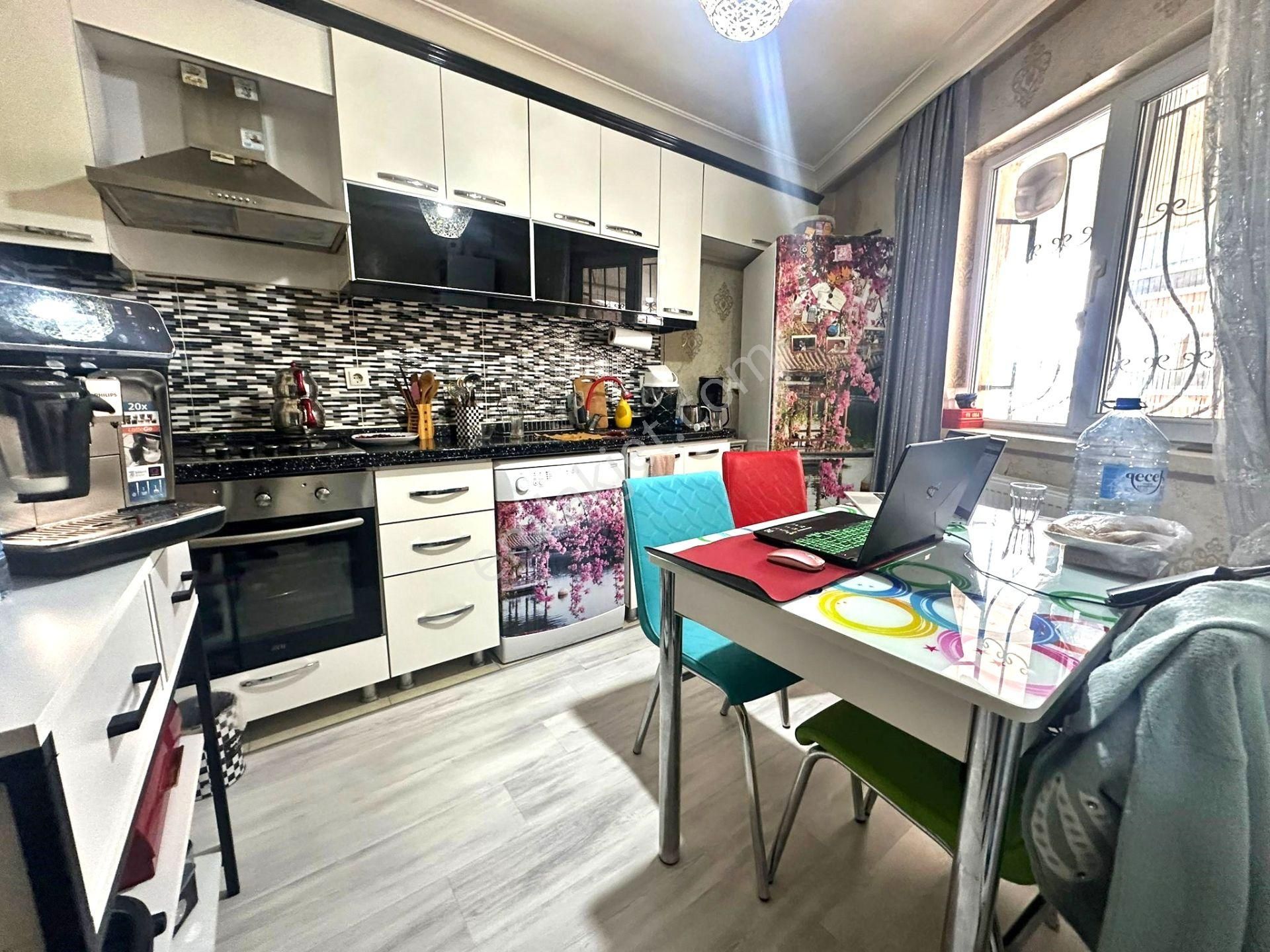 Keçiören Yayla'da 1.kat Ankara Manzaralı 3+1 Satılık Daire - Görsel 2