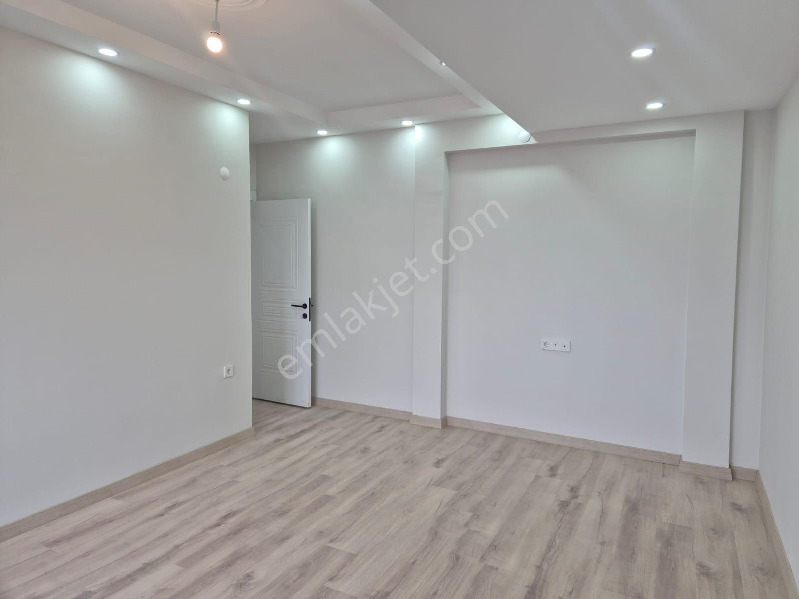 Çobançeşme Mah. Site İçi Satılık Sıfır Y. Giriş 2+1 Daire - Görsel 2