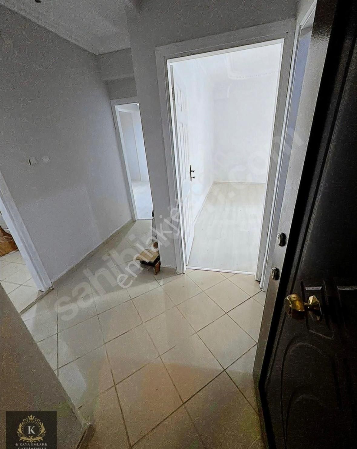 Esenler Menderes Mahallesine Yakın 2+1 Fırsat Daire - Görsel 17