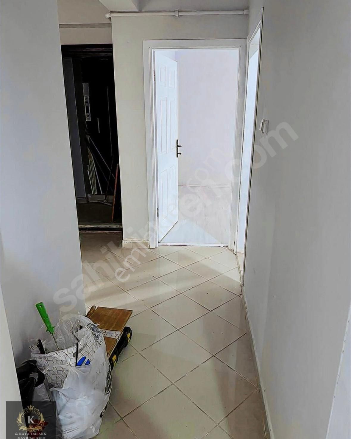 Esenler Menderes Mahallesine Yakın 2+1 Fırsat Daire - Görsel 9