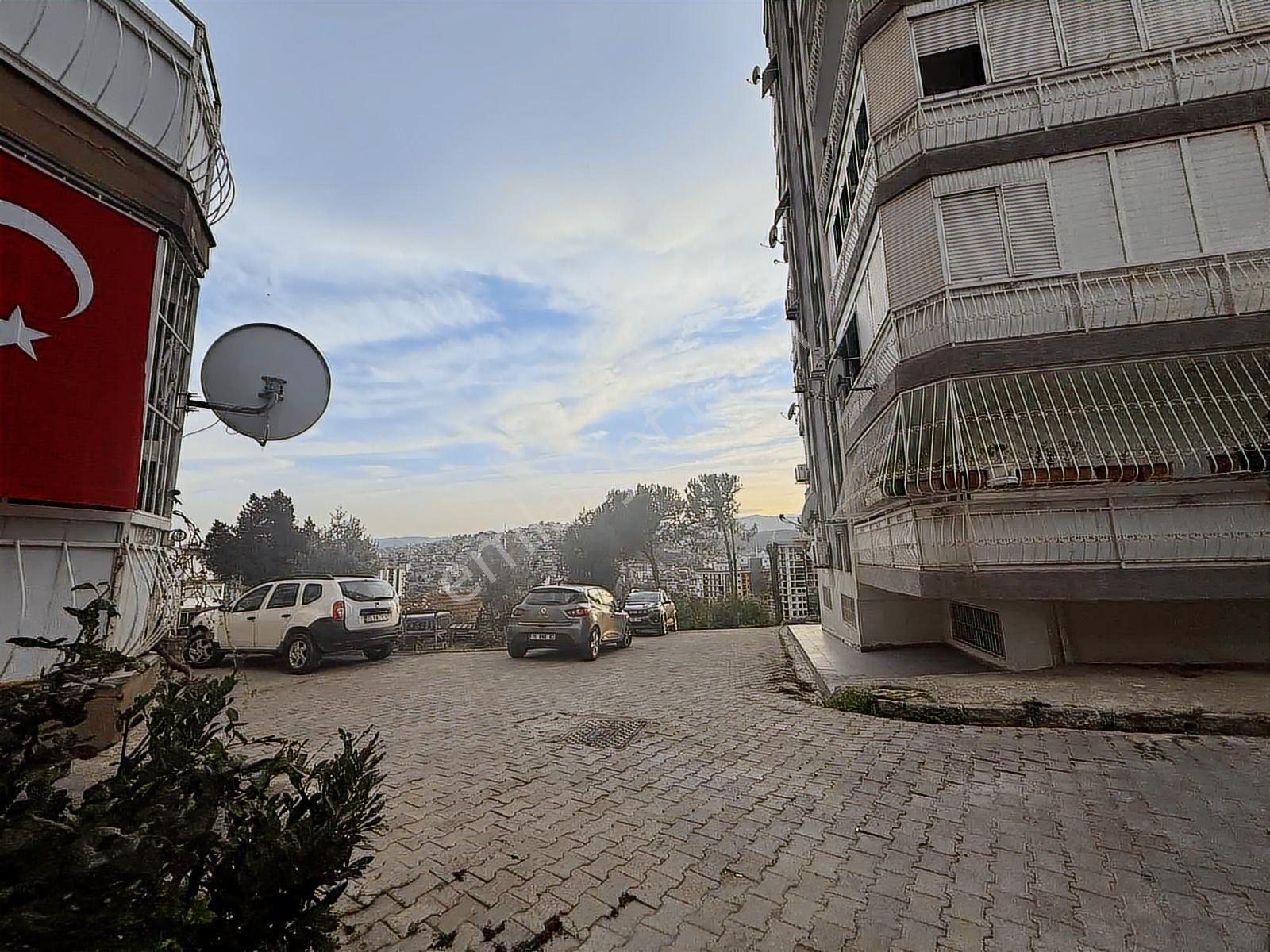 Özmer Ten Tahsin Yazıcıda 3+1 130 M2 Önü Açık Satılık Daire - Görsel 33