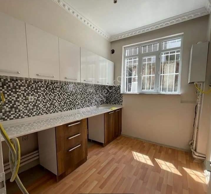 Fevzi Çakmakta 3+1 Merkezi Sistem Dıştan Giriş Li Bodrum Kat İçi Temiz Yapılı Daire - Görsel 7