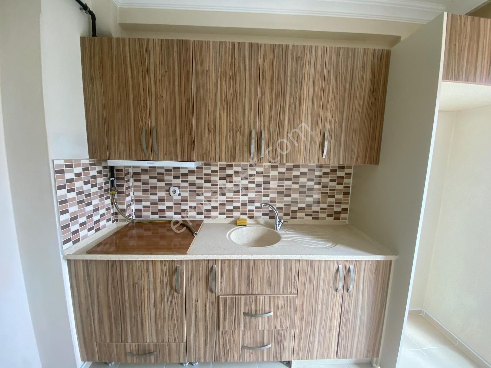 Rw Taka | Üniversite Mahallesinde 2+1 Kiralık Daire - Görsel 12