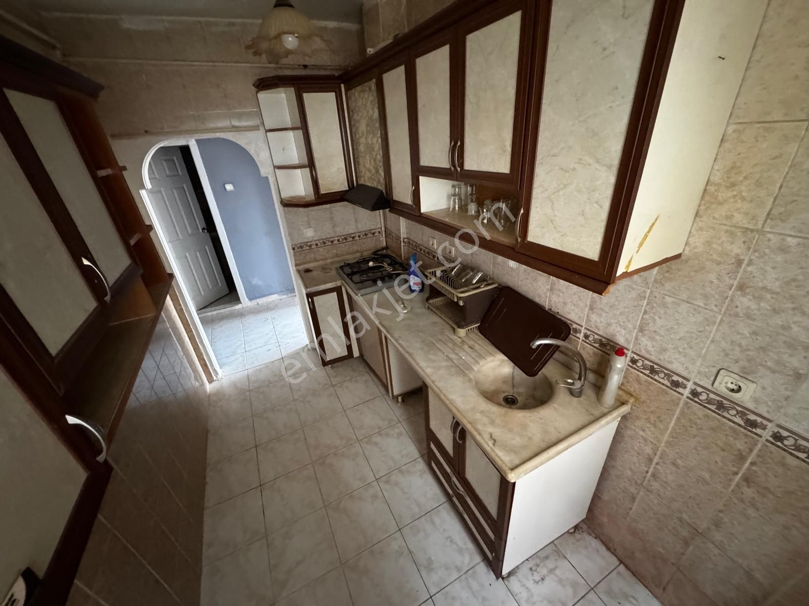 Refiksaydam Caddesi Üzeri Tam Merkezde 3+1 Güney Doğu Önü Açık - Görsel 8