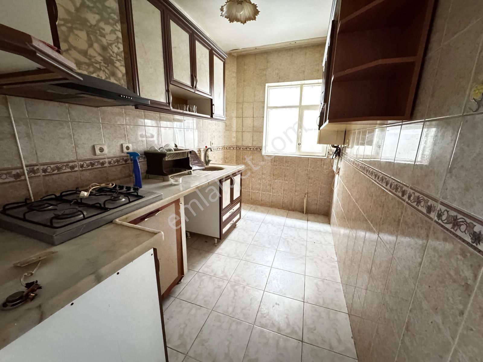 Refiksaydam Caddesi Üzeri Tam Merkezde 3+1 Güney Doğu Önü Açık - Görsel 12