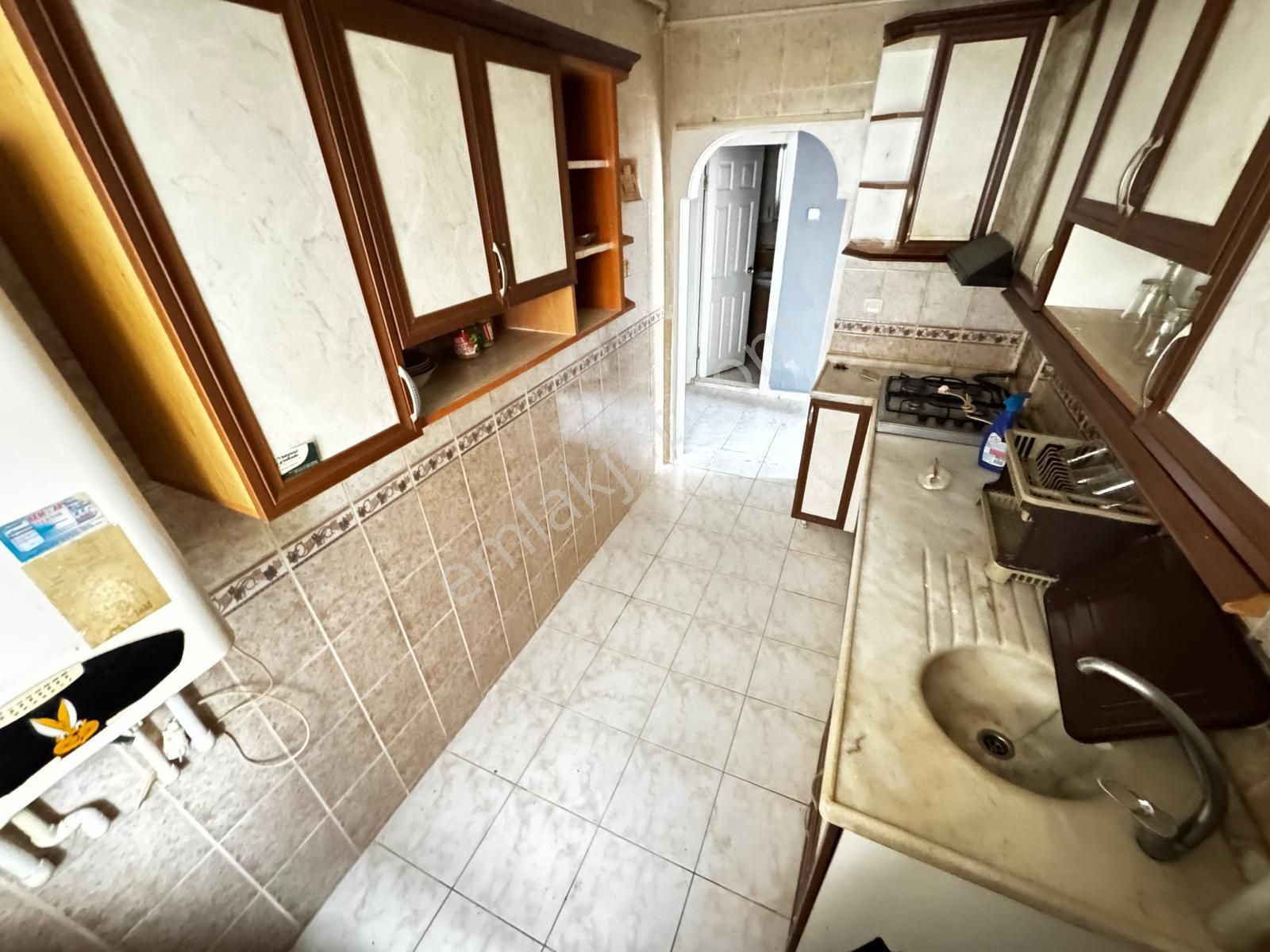 Refiksaydam Caddesi Üzeri Tam Merkezde 3+1 Güney Doğu Önü Açık - Görsel 9