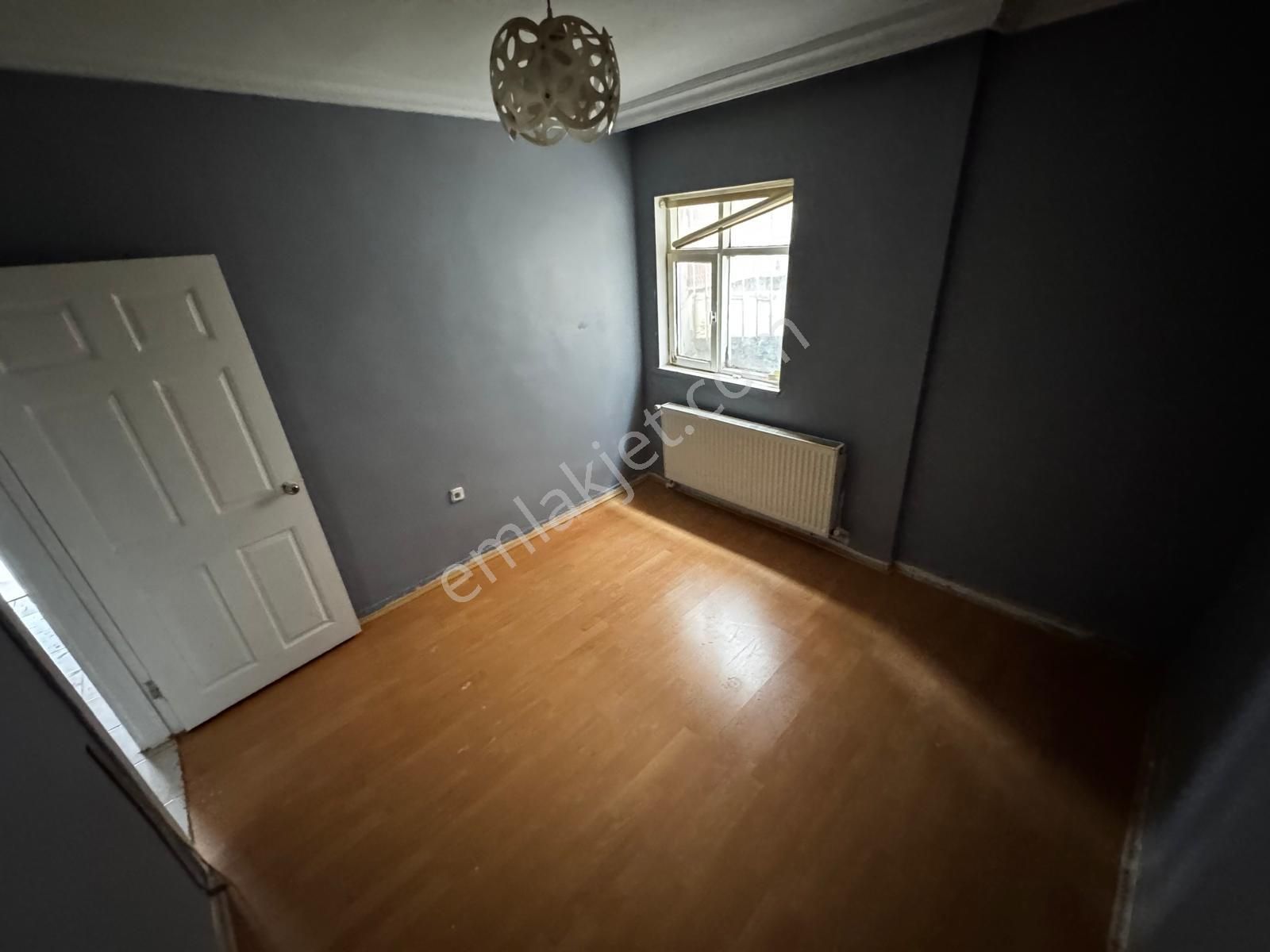 Refiksaydam Caddesi Üzeri Tam Merkezde 3+1 Güney Doğu Önü Açık - Görsel 16