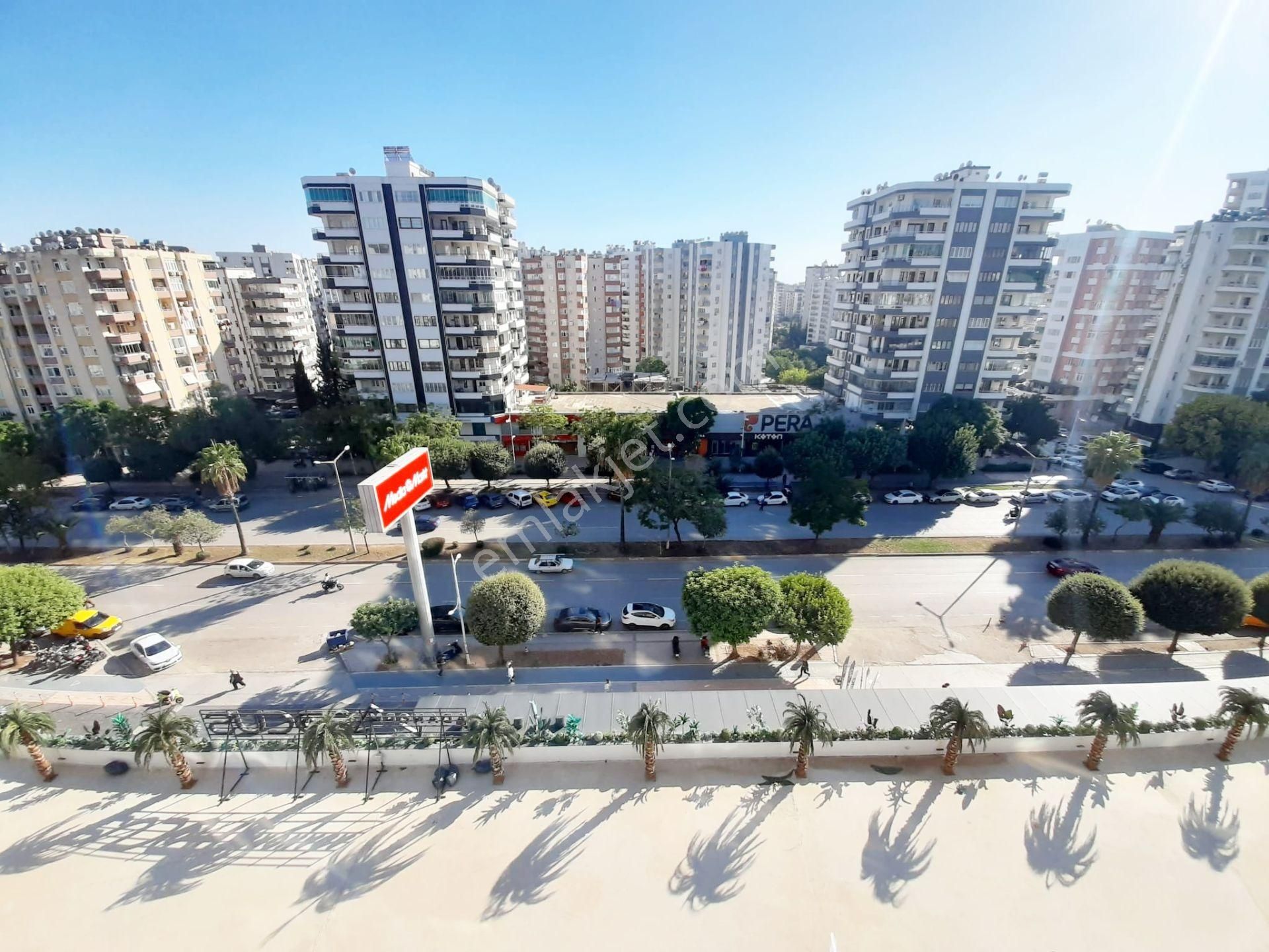 Turgut Özal Bulvar Üzeri 7/24 Özel Güvenlikli Site İçi Akıllı Ev Teknoloji Sistemli Alternatifsiz